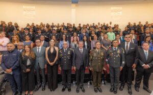 La seguridad llegó para quedarse en Zacatecas: Gobernador David Monreal al inaugurar auditorio del C5i